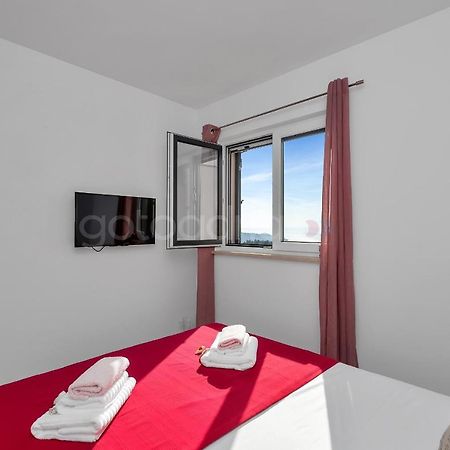 Luxury Apartment Poseidon - Free Beach Parking ماكارسكا المظهر الخارجي الصورة