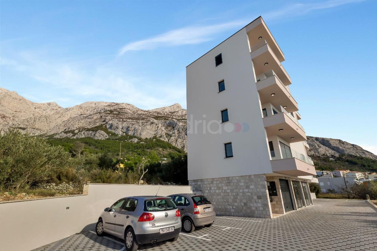 Luxury Apartment Poseidon - Free Beach Parking ماكارسكا المظهر الخارجي الصورة